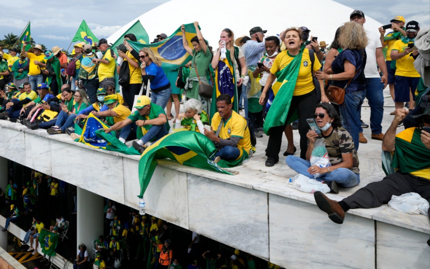 Intento de golpe en Brasil: más de 140 personas continúan detenidas