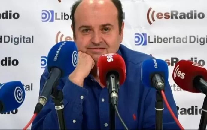 Andá pa' allá, bobo... El periodista español que quería que pierda Argentina volvió a destrozar a Messi