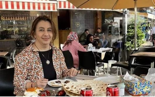 Publicó una foto y fue condenada a casi 10 años de prisión y 74 latigazos