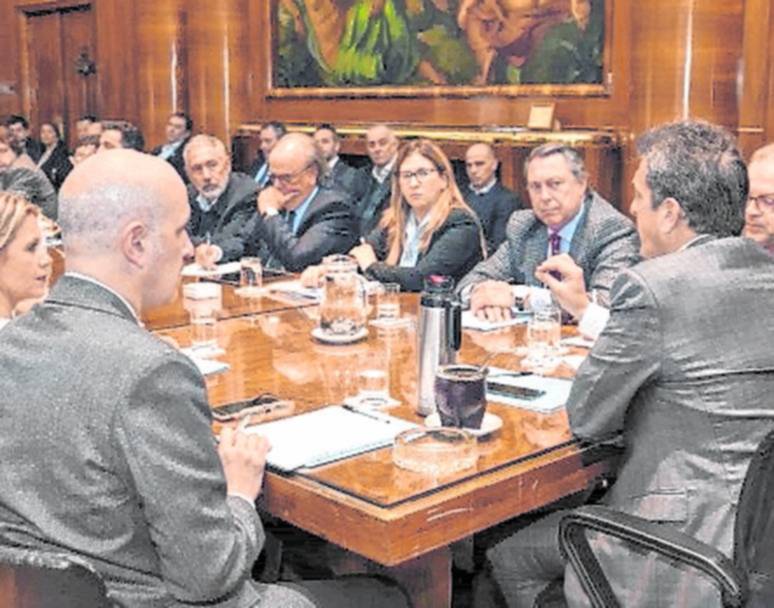 La Mesa de Enlace le mostró los colmillos a Massa antes de reunirse