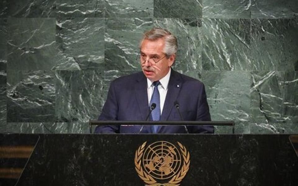 El Gobierno lleva la pelea con la Corte a la ONU y la oposición salió al cruce: "Es una vergüenza"