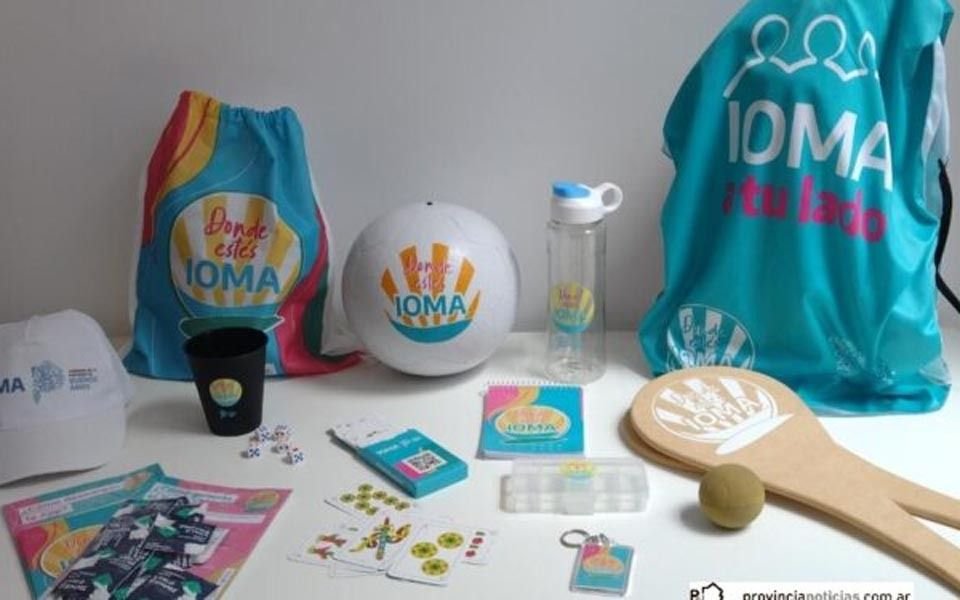 No es función del IOMA repartir en las playas pelotas, remeras y dados