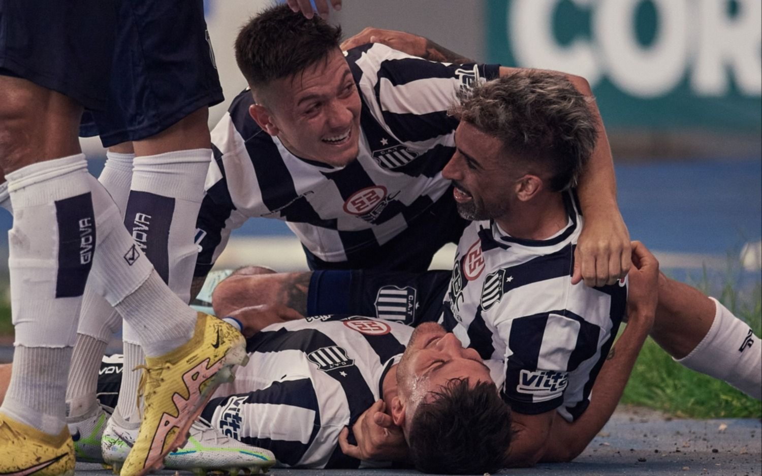 Talleres goleó a Belgrano en un clásico amistoso: fue 3 a 0