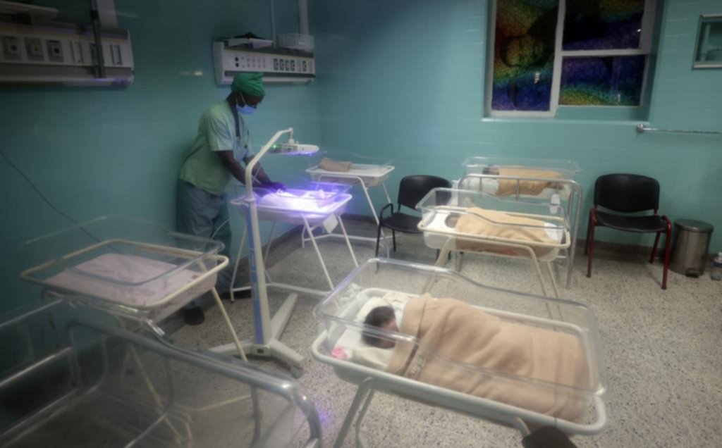 ¿Qué pasa con el sistema de salud en Cuba?: la muerte de ocho bebés abre dudas
