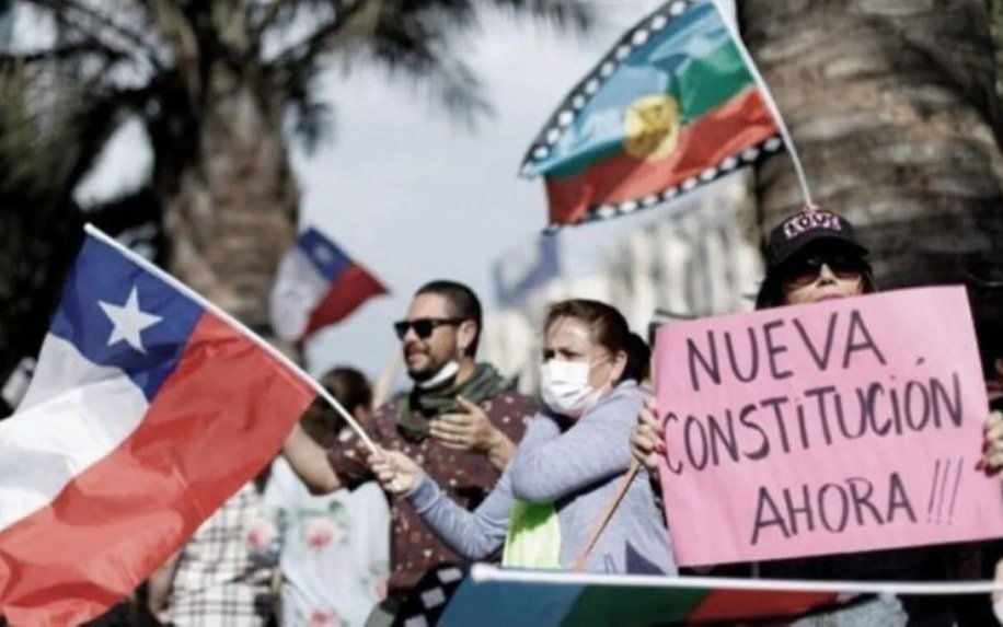 Chile designa comisión para iniciar un nuevo proceso constituyente 