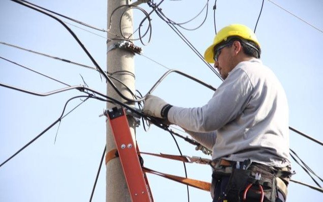 Todo un barrio sin internet y cable: de la empresa, ni noticias