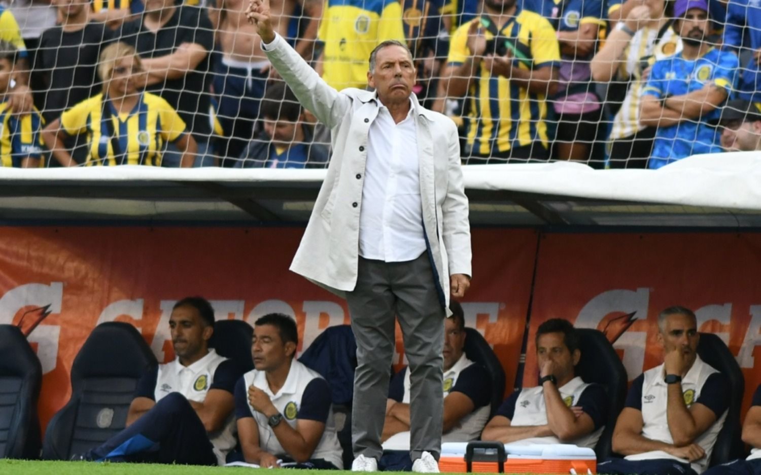 Arrancó la Liga: Central y Argentinos se miden en Rosario