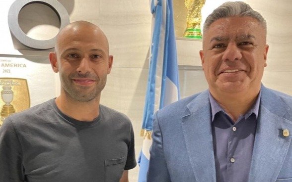 Tapia respaldó a Mascherano tras la eliminación del Sudamericano