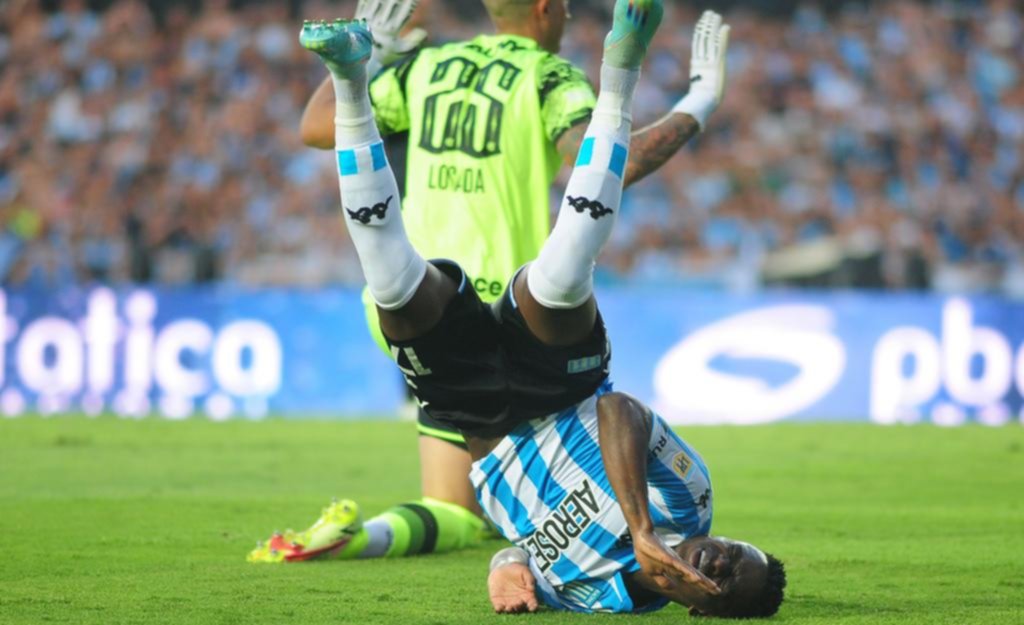 Racing no encontró la forma de romper el empate sin goles