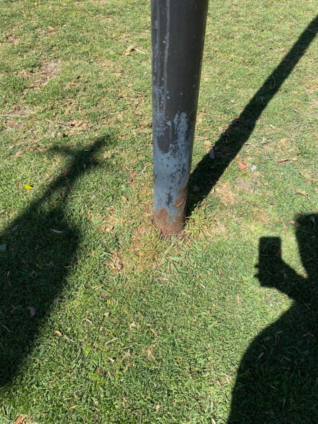Reclamo por la iluminación en la Plaza Belgrano