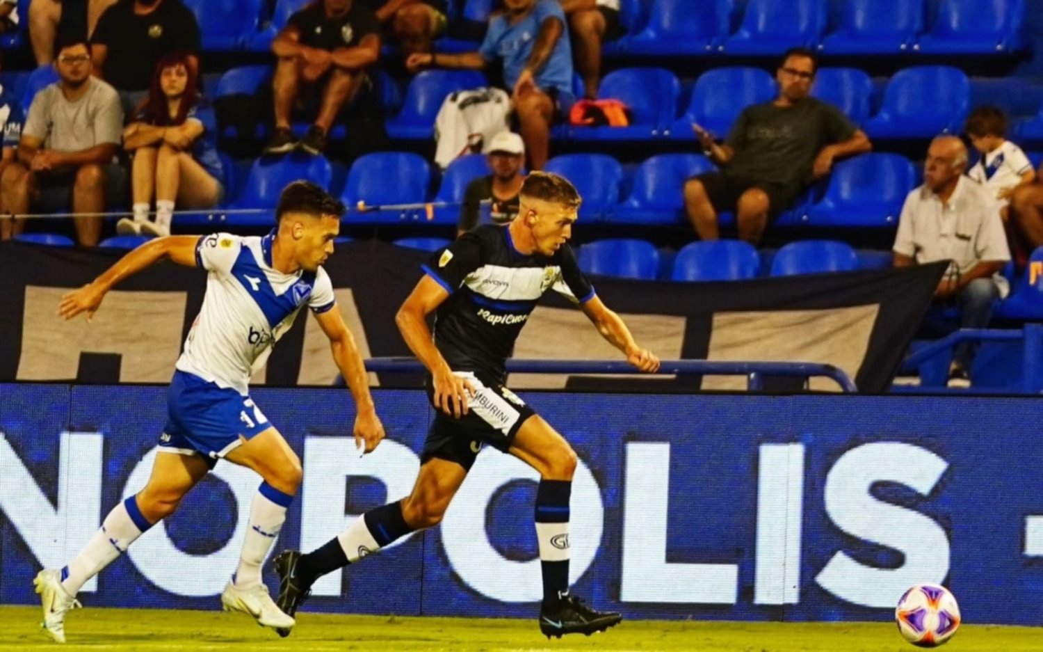 No fue sorpresa: el equipo juvenil de Gimnasia perdió 3 a 1 ante Vélez en un debut que tuvo dificultades  previsibles