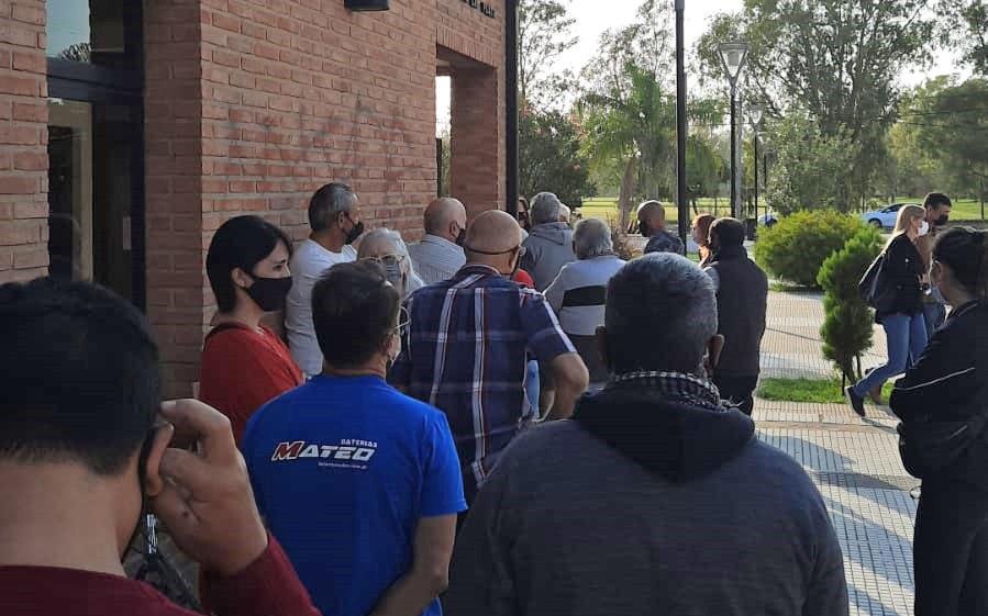 En La Plata, para tramitar el carnet de conducir no podrán exigir el libre deuda