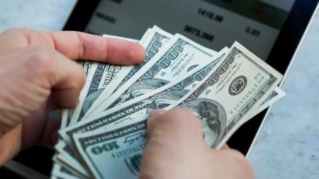 Abren una puerta para la compra del dólar MEP