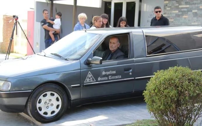 El último adiós a Tomás Tello, el chico asesinado por una patota en Santa Teresita