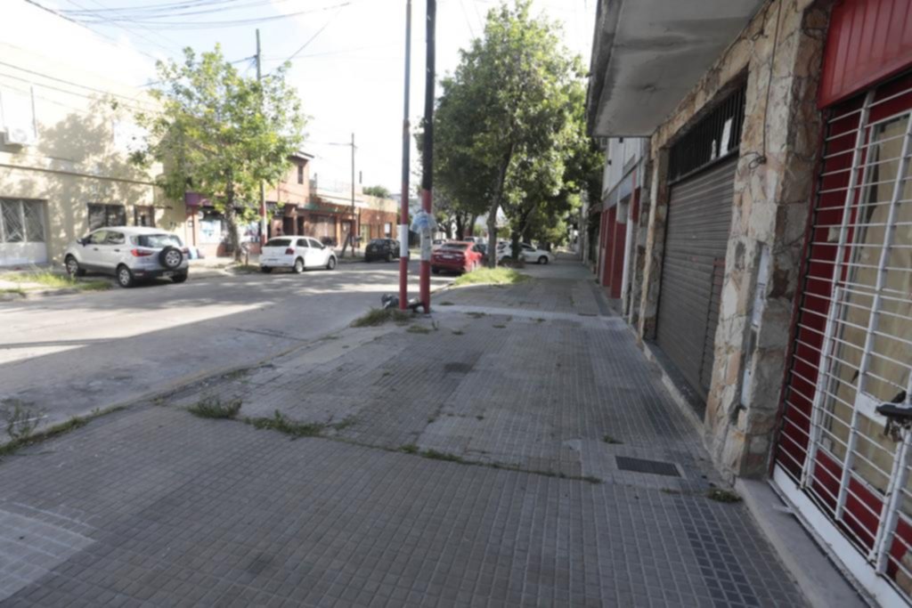 En La Loma, salieron a celebrar el Año Nuevo y les desvalijaron la casa