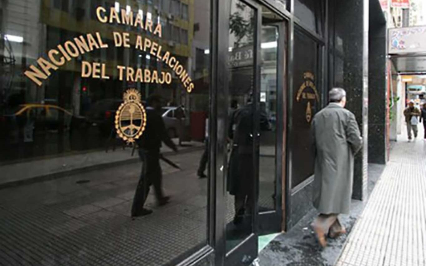 "Desoye el criterio": la reacción del Gobierno que confirmó que apela el fallo que frenó parte del DNU
