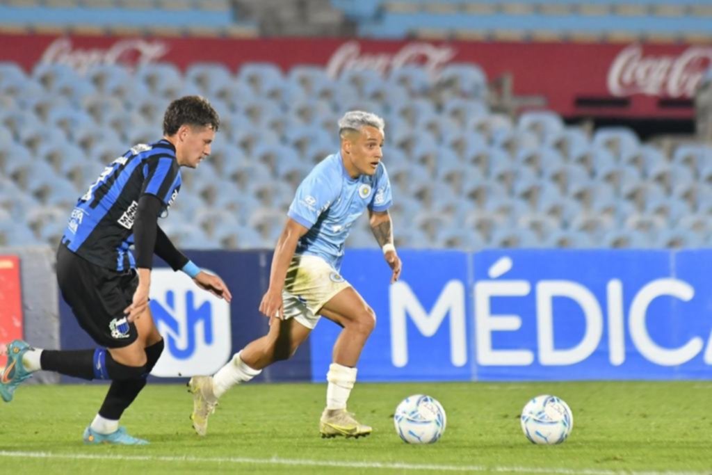 Quién es el otro uruguayo que tiene en carpeta Estudiantes