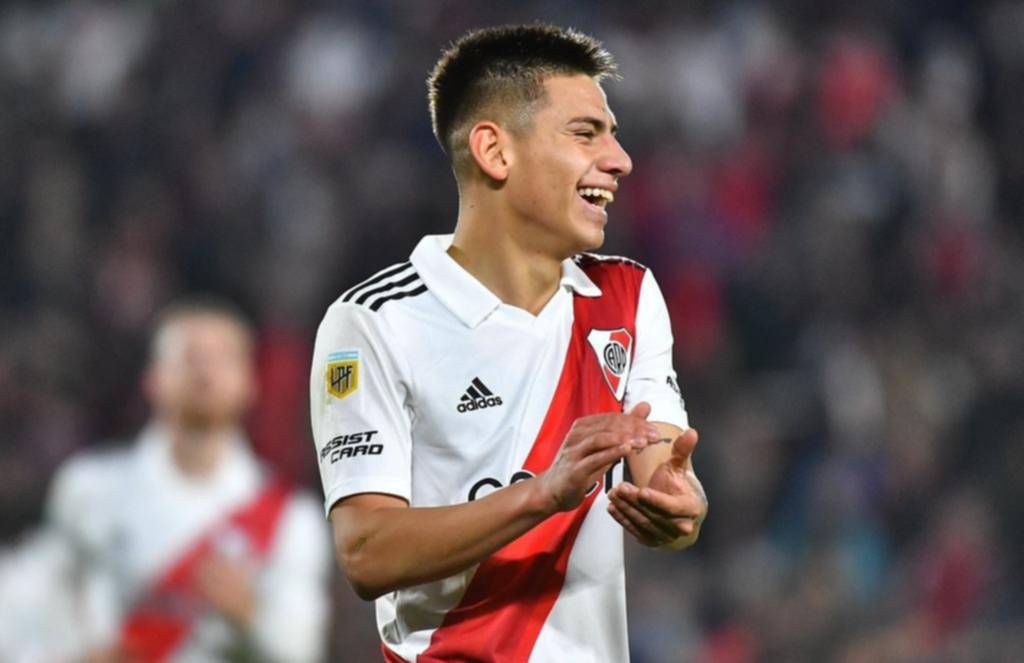 River vendió a Echeverri pero por menos de la cláusula