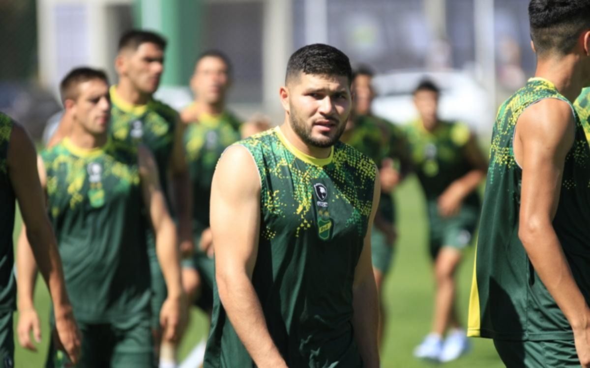 Defensa y Justicia volvió a los entrenamientos con figuras del ascenso en la mira