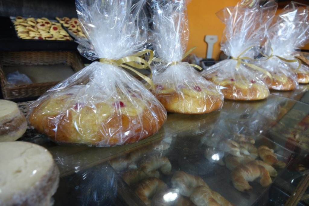 La crisis golpea también sobre el pan dulce y la rosca, íconos de las Fiestas