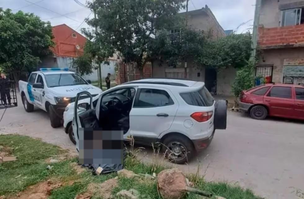 Detienen a 13 policías por la muerte de un hombre