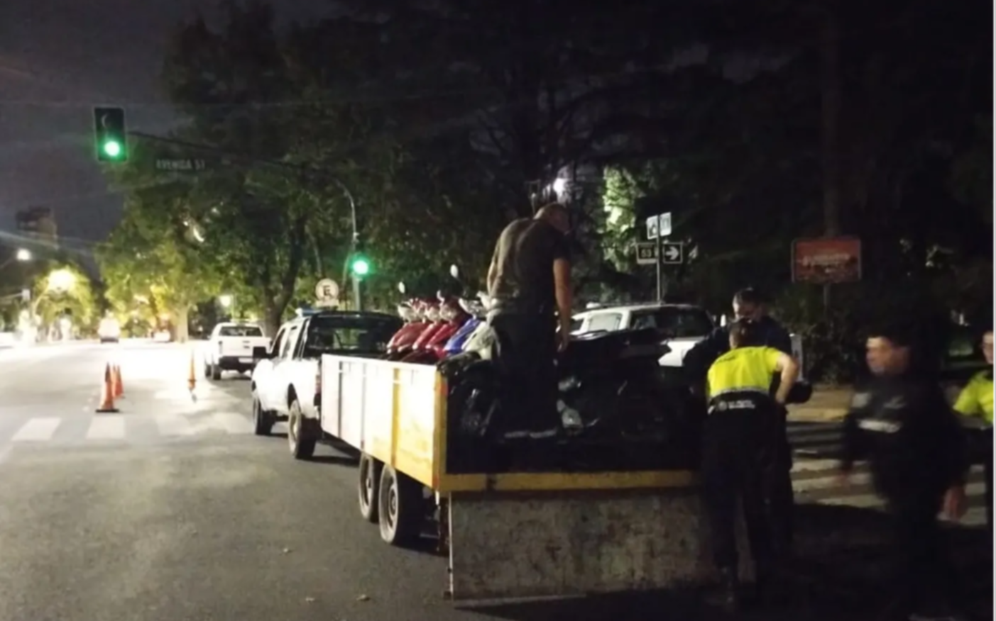 Operativo en el Bosque por las picadas: multas y decenas de motos secuestradas