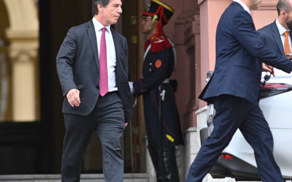 El Gobierno mantuvo una reunión "positiva" con la comitiva del FMI
