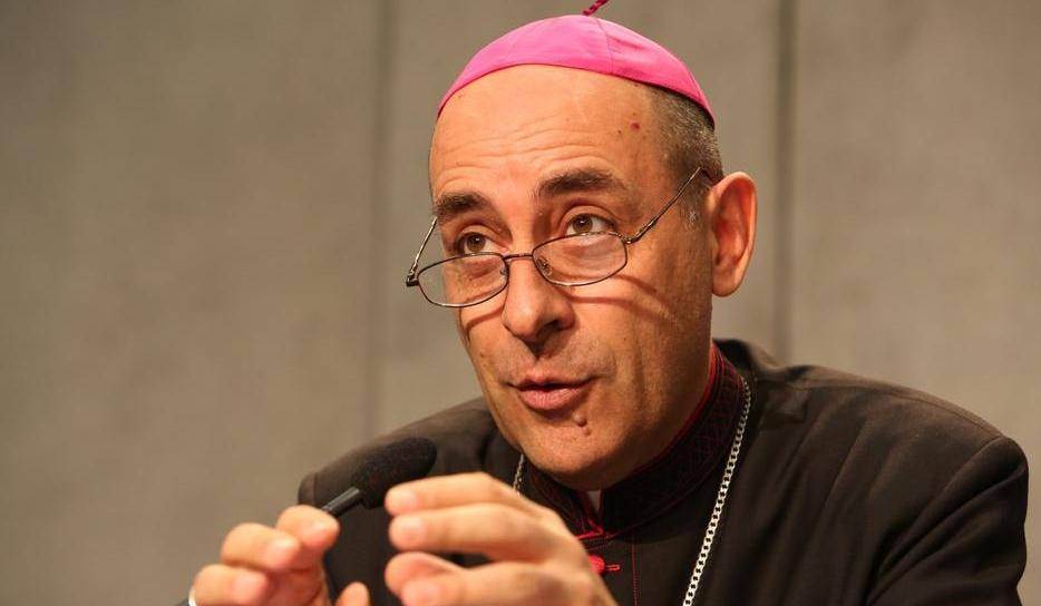 Reflotan un libro de sexo de “Tucho” Fernández, exarzobispo de La Plata