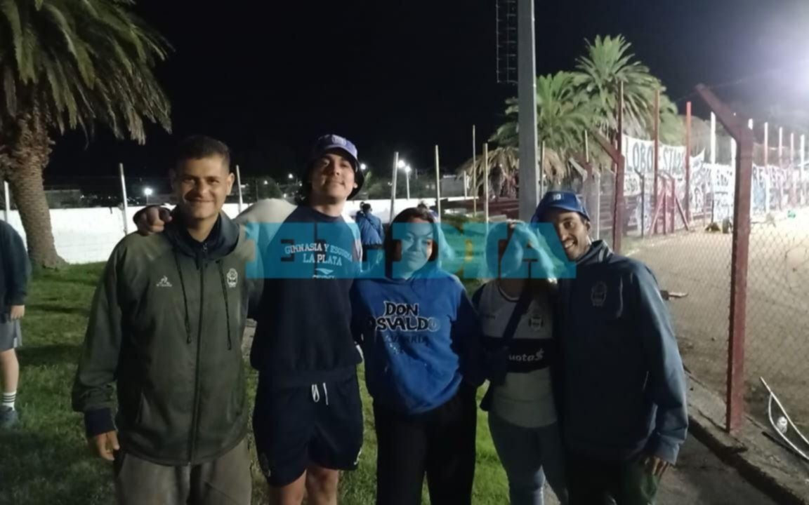 FOTOS | "Lobo, yo te sigo a todos lados...": los triperos dijeron presente en Florida