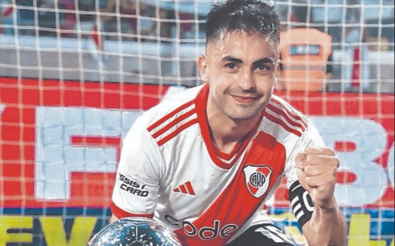 River rechazó un lateral, y a pesar del sueño de Copetti, busca delantero