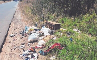 Piden limpieza y corte de pasto en 60 entre 156 y 157