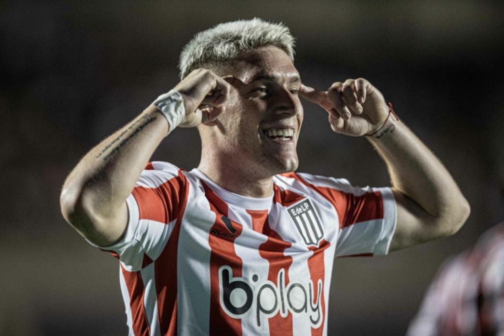 Benfica viene con más dinero para llevarse ya a Rollheiser: Estudiantes le busca reemplazo