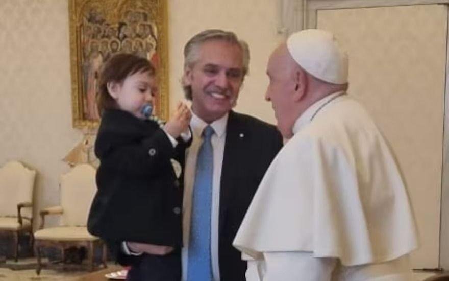 Alberto le agradeció al Papa su ayuda al país