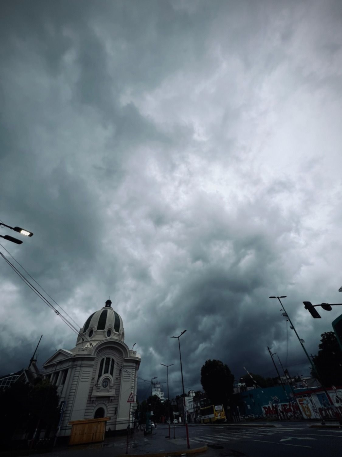 Pronóstico del tiempo para La Plata.- La tormenta pasó de largo y desactivan el alerta amarillo: cómo sigue el tiempo este martes 16 de enero