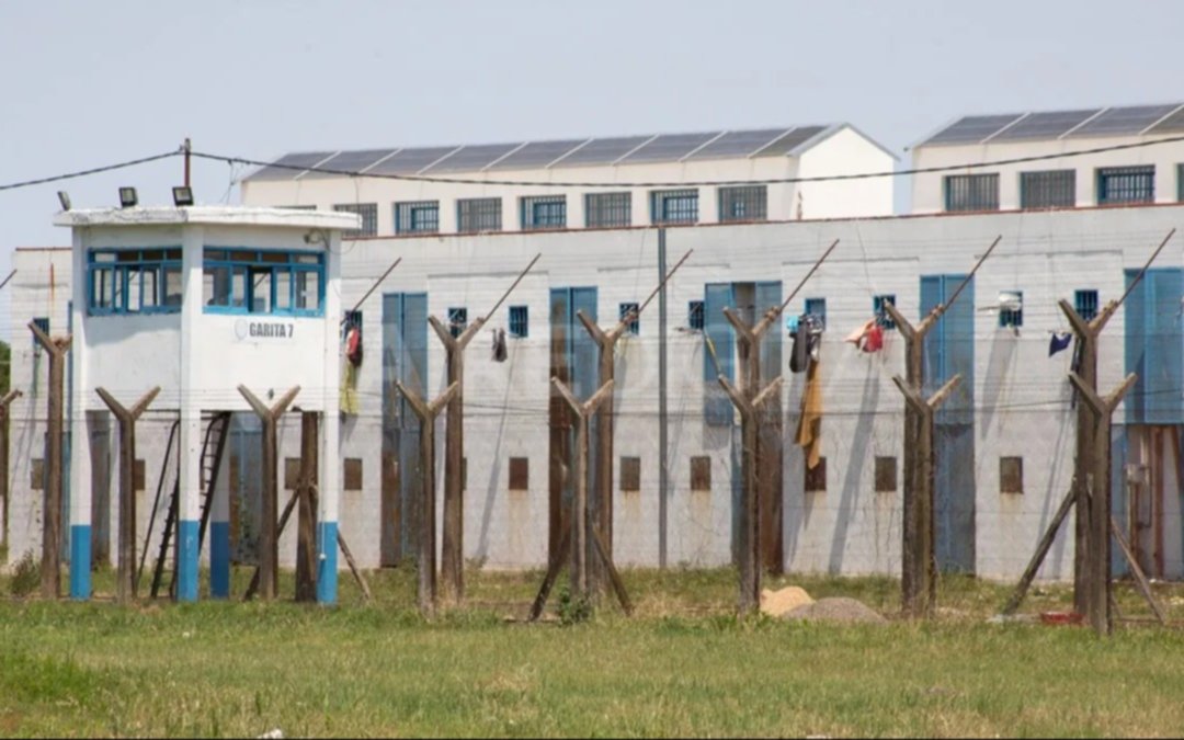 Santa Fe: los presos santafesinos deberán usar uniforme