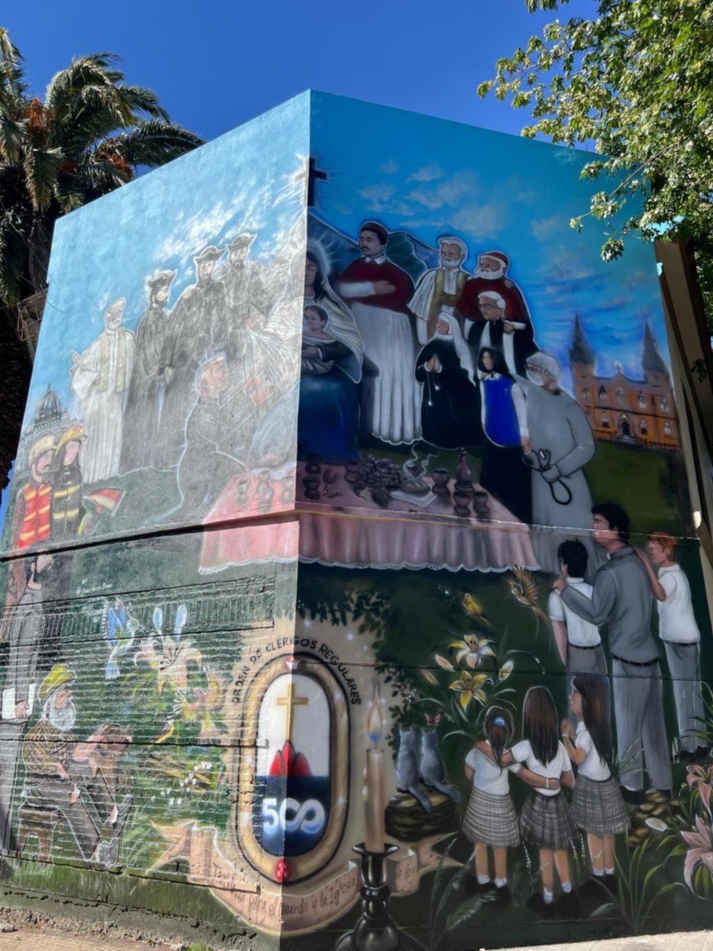 Un nuevo mural retrata el jubileo por los 500 años de los Teatinos