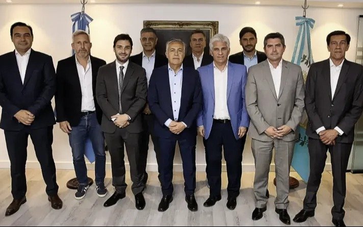 Ley ómnibus: la cumbre de gobernadores de Juntos por el Cambio con más “incertidumbres que respuestas”