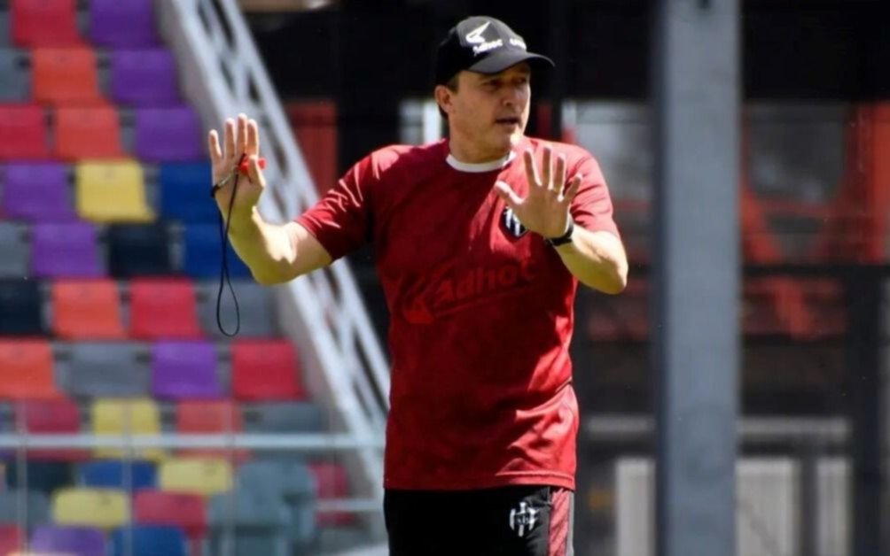 Dos refuerzos más para el equipo de Abel Balbo, que ya incorporó 15 jugadores