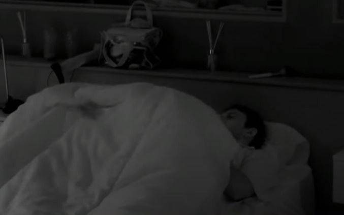 Amor bajo las sábanas: dos participantes de Gran Hermano 2023 dieron el consentimiento y se besaron apasionadamente