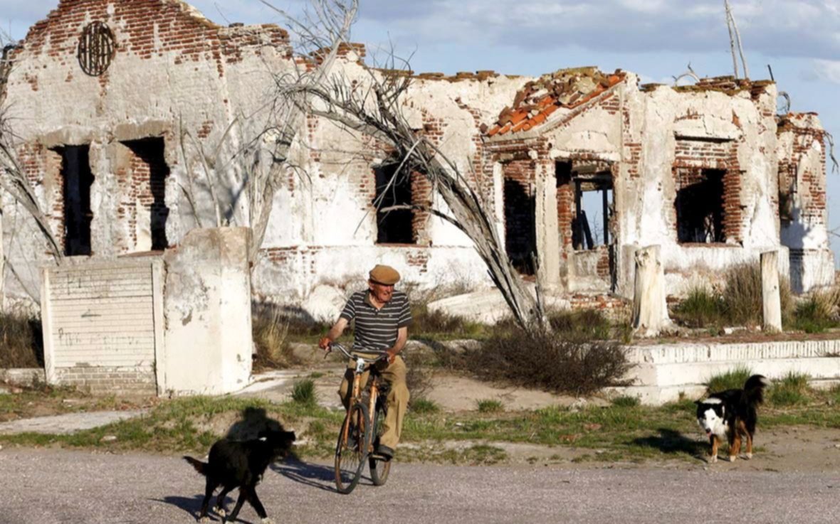 Murió el último habitante de Epecuén, el pueblo que quedó en ruinas tras una devastadora inundación