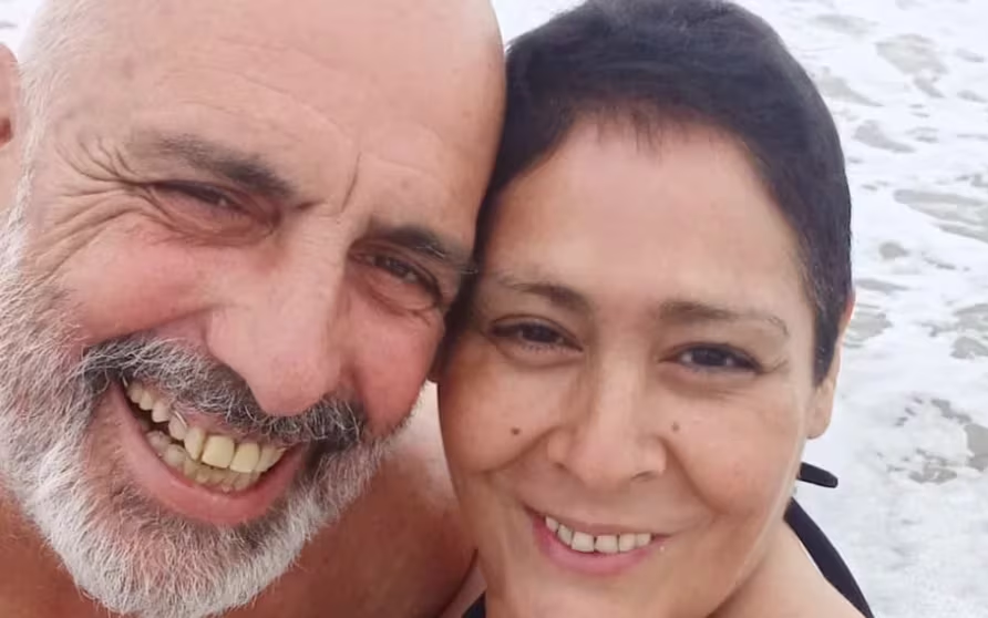 Sigue prófugo el joven que mató a su mamá y a su padrastro por celos en Rosario