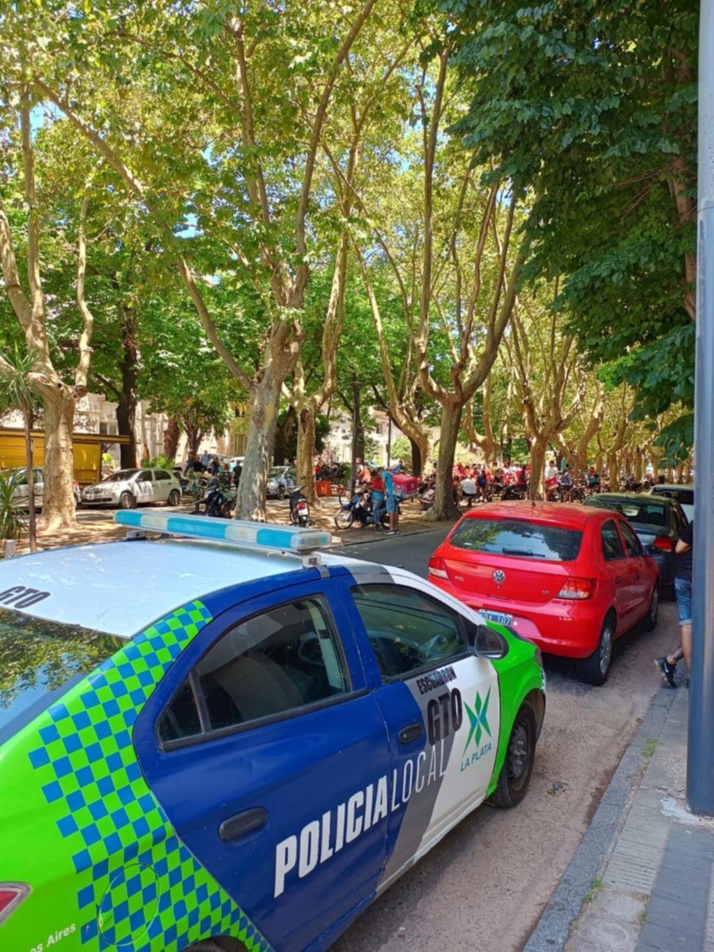 Repartidores se reunieron para reclamar “seguridad”