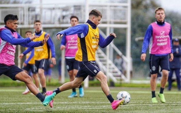 El lazo irrompible entre Gimnasia y Uruguay
