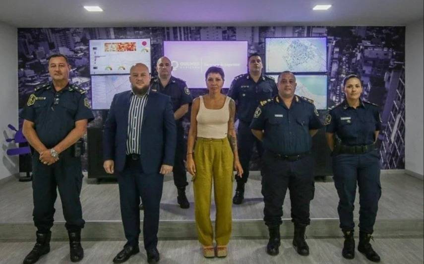 Mendoza se reunió con las nuevas autoridades de la Estación de Policía