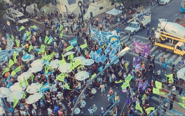 La Uocra La Plata cortó 7 y 50: se anticipó al paro