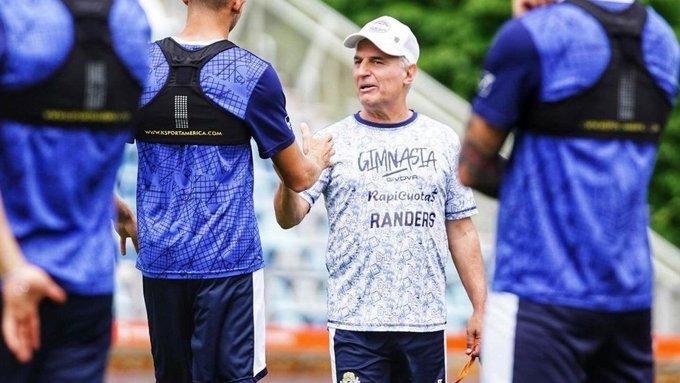 Madelón parece tener el equipo para el debut de Gimnasia en Córdoba: quiénes serían los 11 titulares