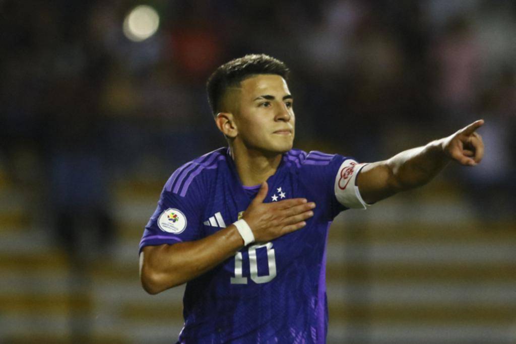 El Sub-23 se recuperó con una victoria frente a Perú y es el puntero del Grupo B