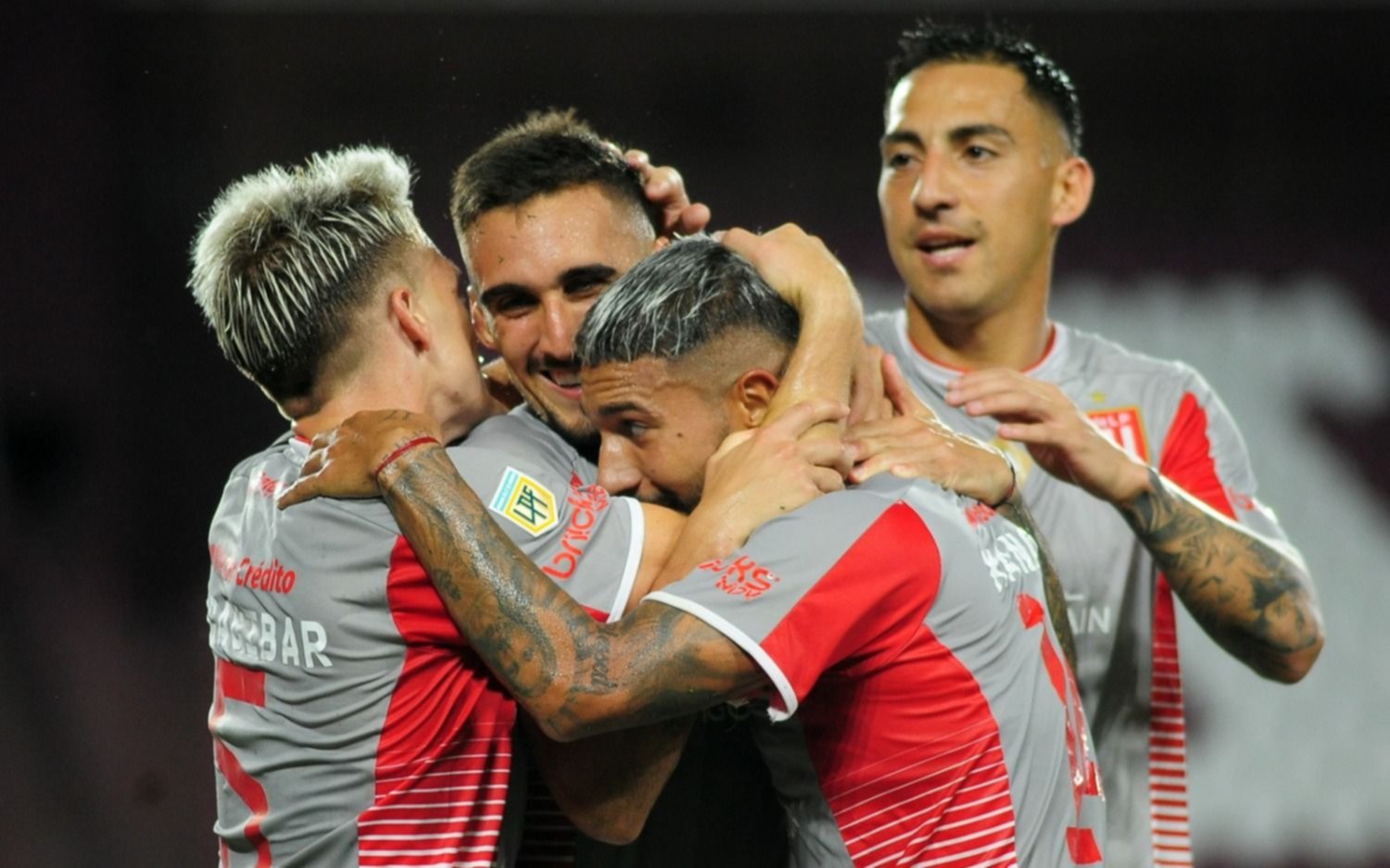 Estudiantes goleó 3 a 0 a Argentino de Monte Maiz en el debut de Copa Argentina