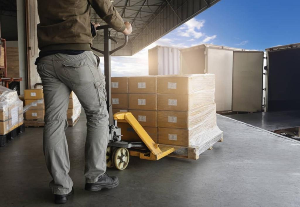En el mercado laboral, los trabajos con más demanda son con oficios