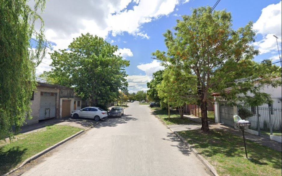 Berisso: se incendió una casa y una jubilada en silla de ruedas se salvó de milagro